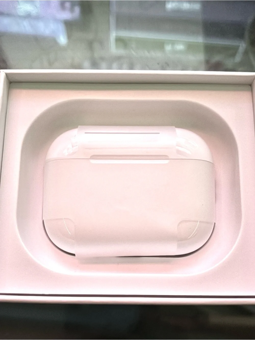Apple White True Wireless Earbuds with Silicone Tips